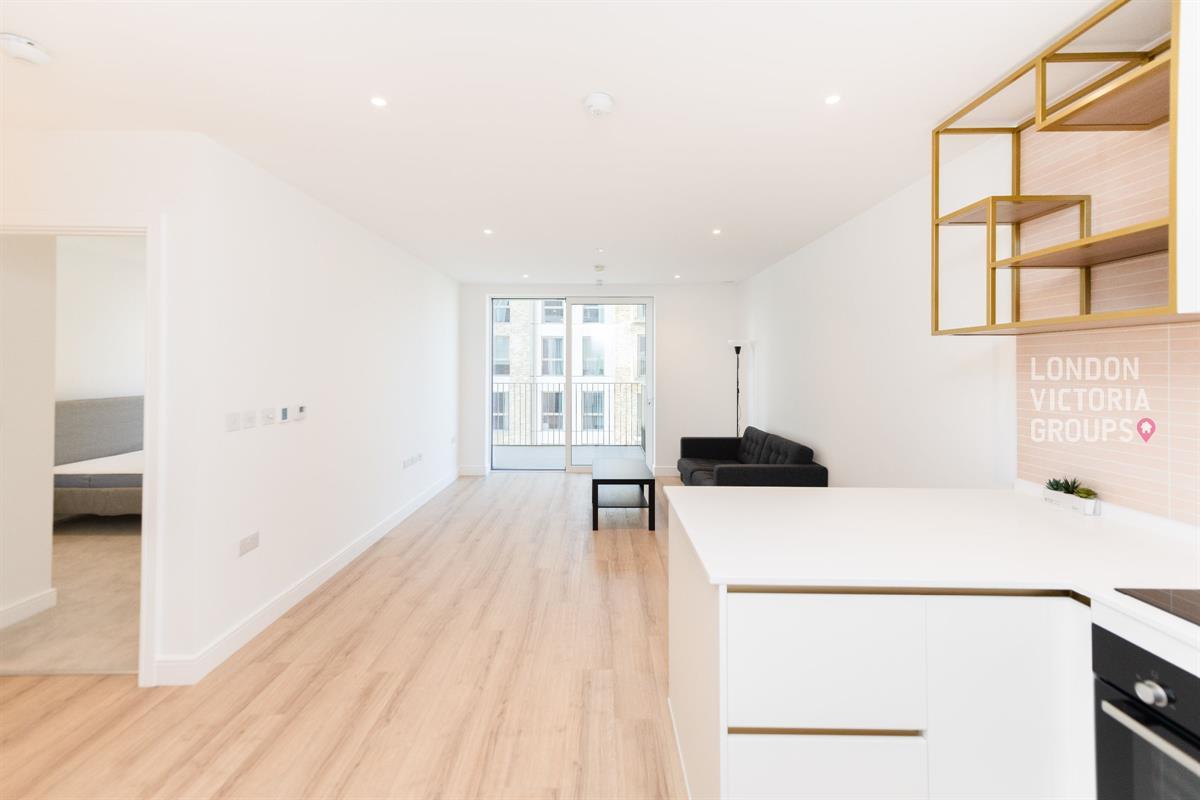 1 bed property in Waterview House, 12 Quay Walk, Wembley, London